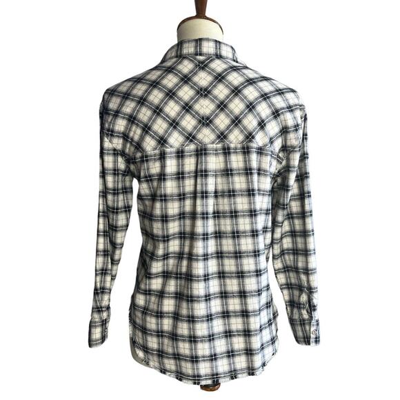 Zara Girls Plaid Long Sleeved Button Up Shirt - Picture 3 of 7